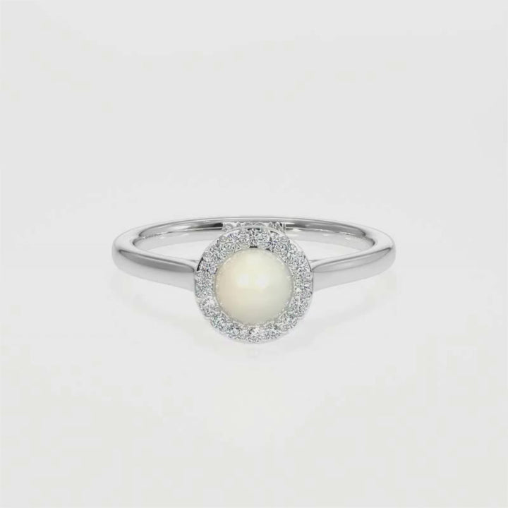 Elegant Pearl Halo Ring